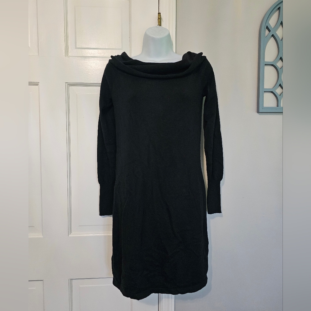 Elegant Black Long Sleeve Dress